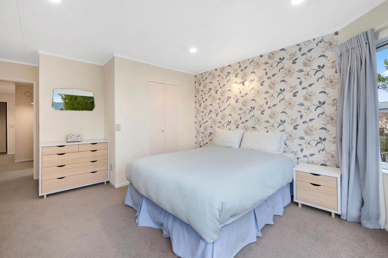 The White House - Taupo Holiday Home Eksteriør billede